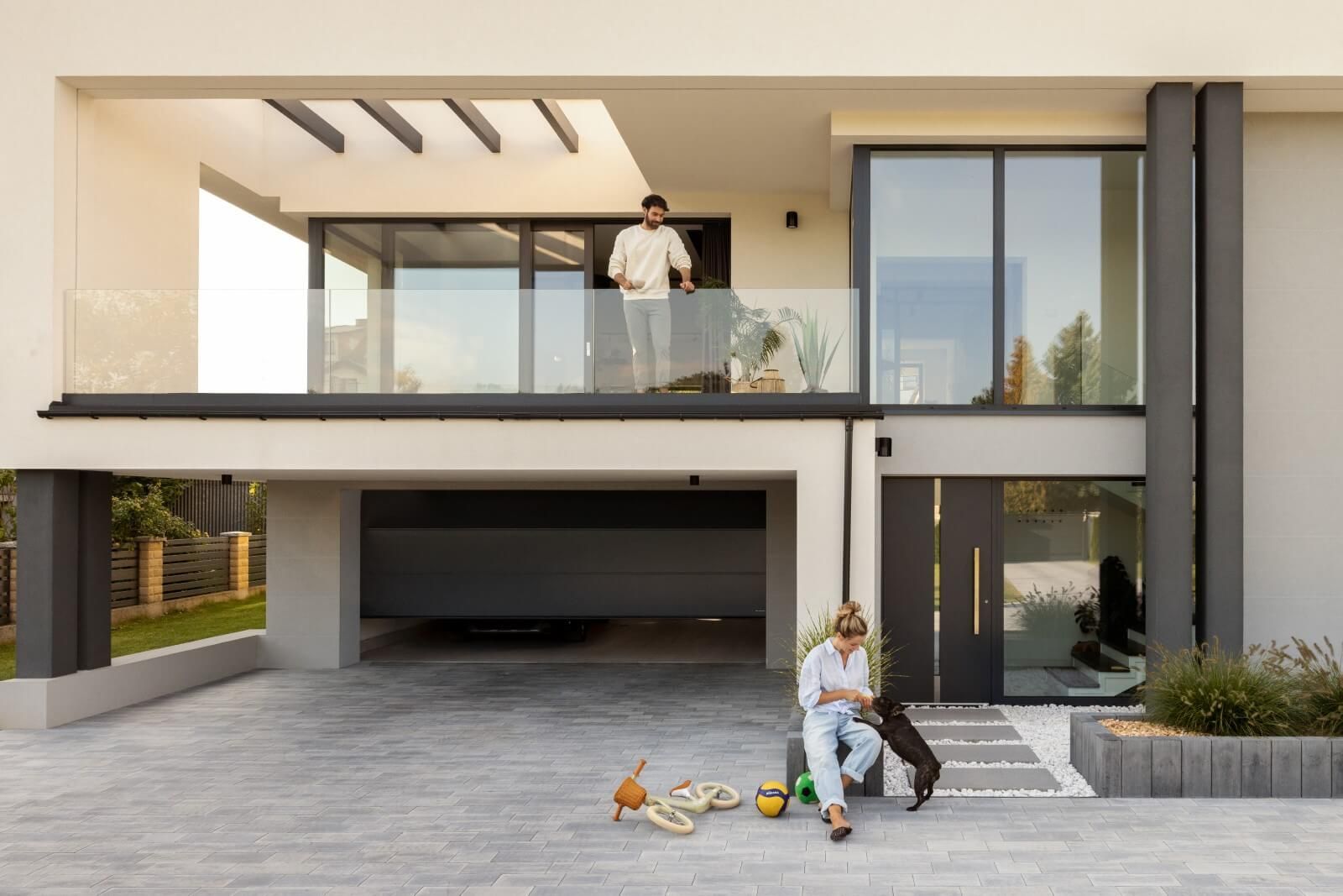 Bezpieczna brama garażowa