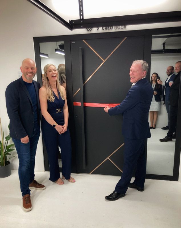 WISNIOWSKI-showroom-in-UK