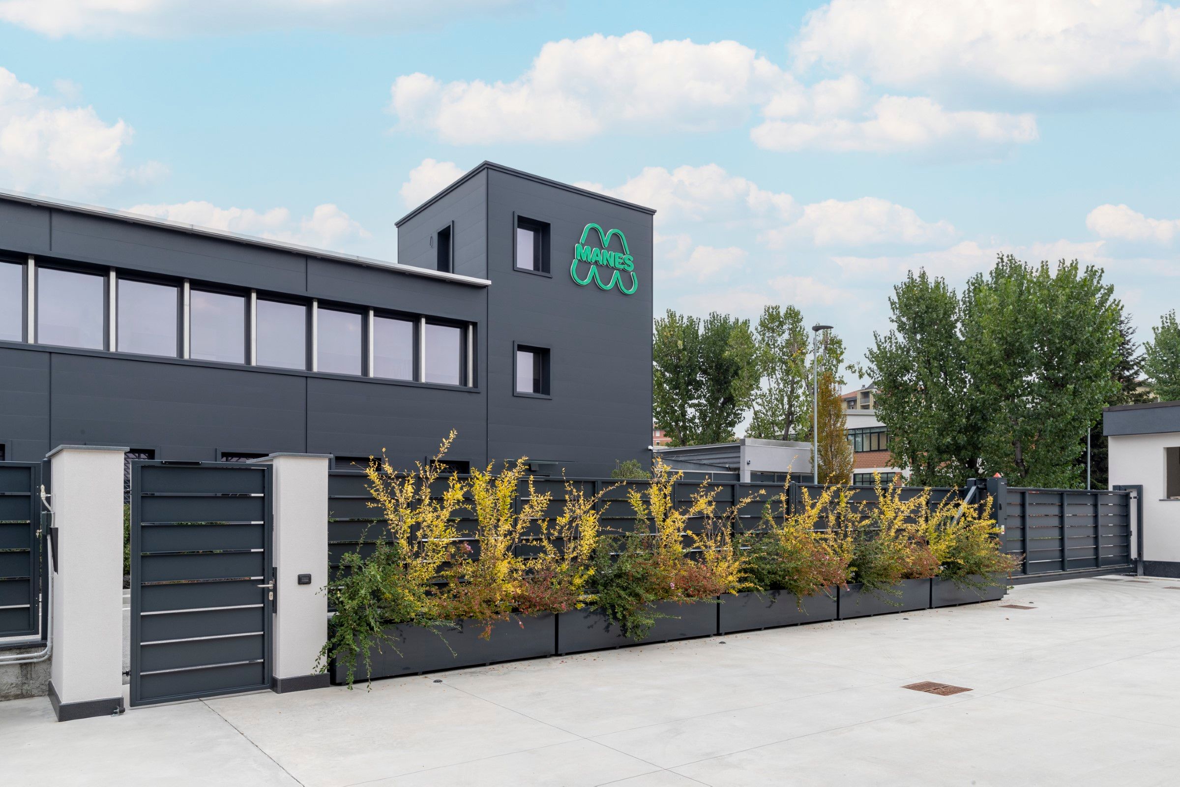 Bezpieczna fuzja - siedziba MANES, Włochy