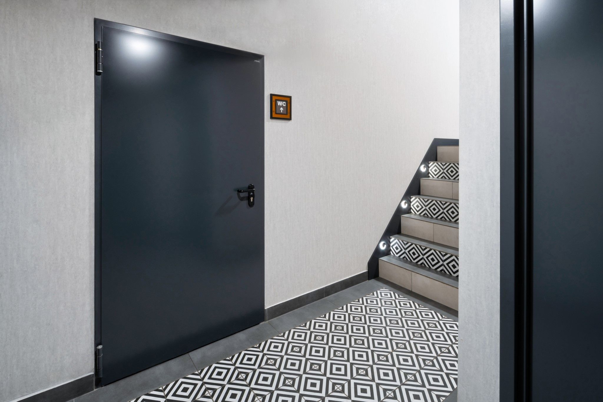 drzwi ECO hotel The Bridge Suites Kraków