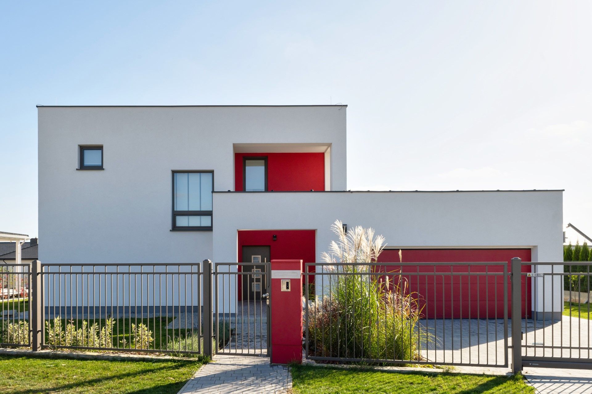 HI Flame Red WIŚNIOWSKI - brama i multibox