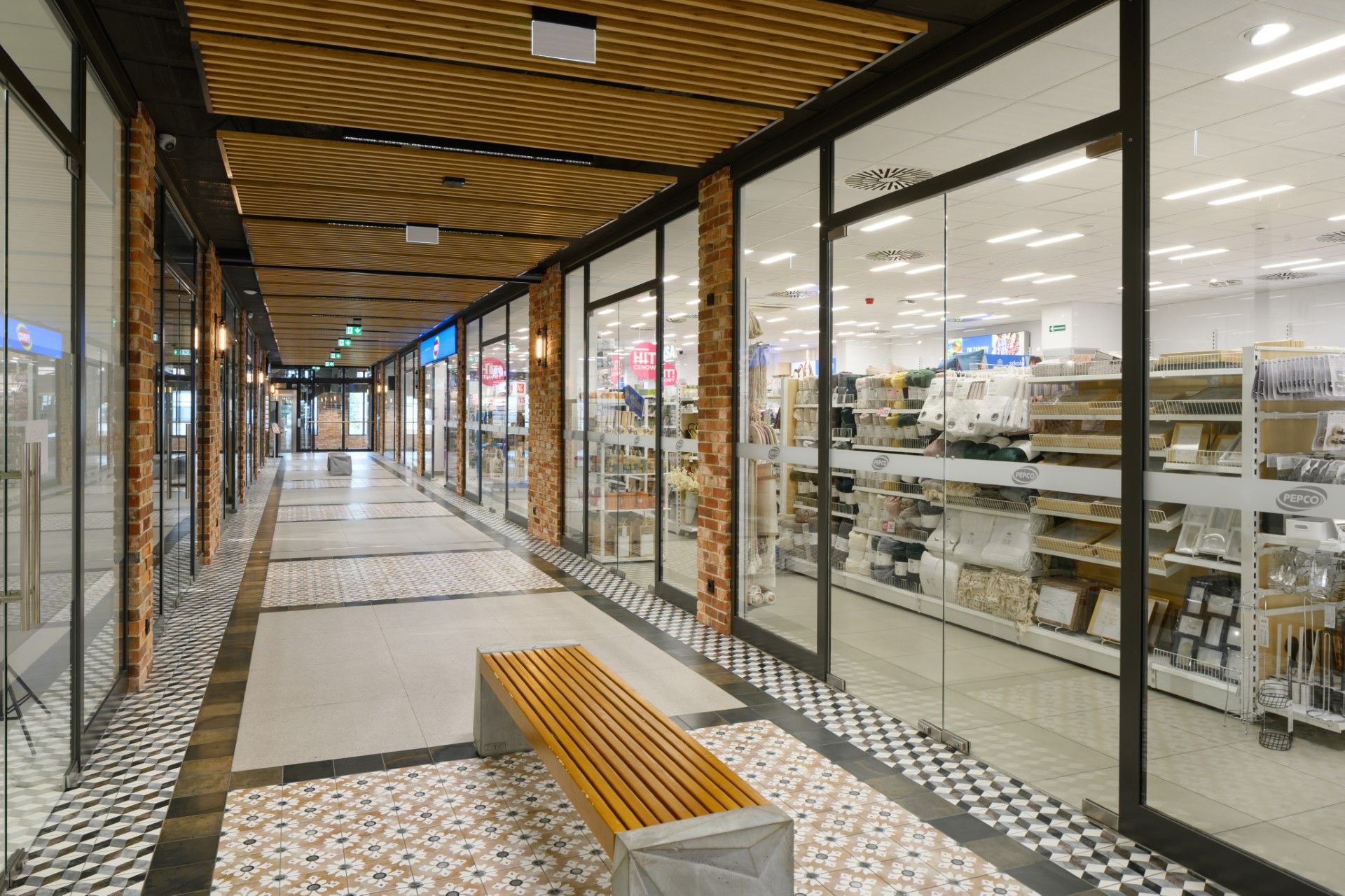 witryny całoszklane galeria Pana Steskala