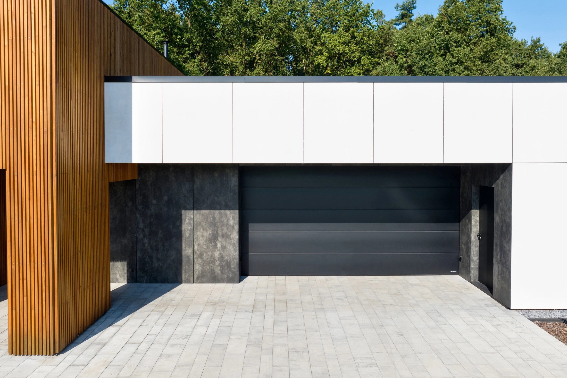 napęd bramy garażowej