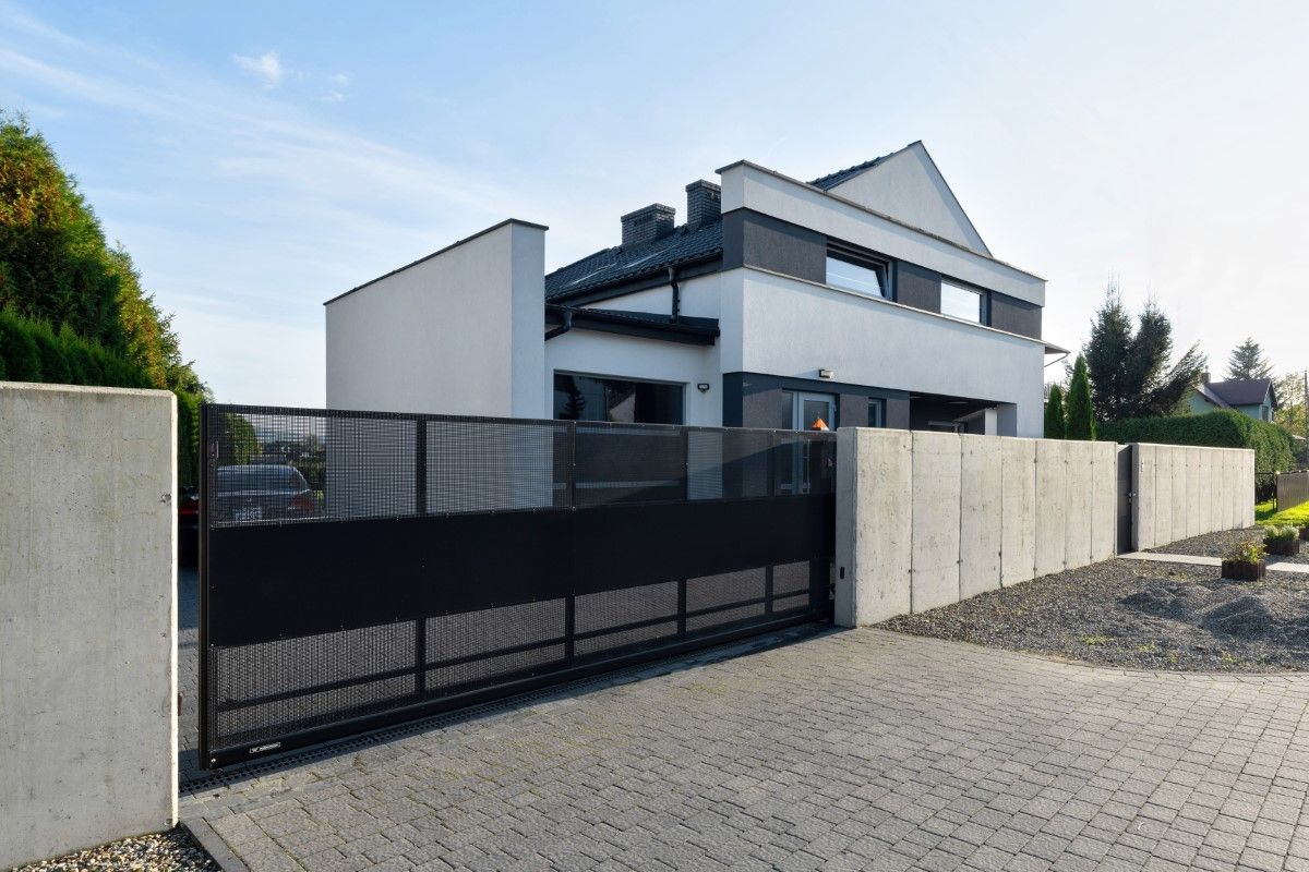 Nowoczesne i szczelne ogrodzenie