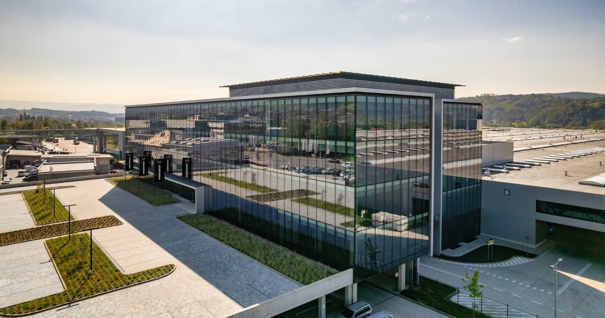 WIŚNIOWSKI wyróżniony w rankingach biznesowych 2024